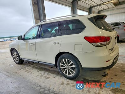 Drugie zdjęcie samochodu z przodu: 2016 NISSAN PATHFINDER S VIN:5N1AR2MM9GC601883 - miniatura