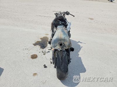 Czwarte zdjęcie samochodu z boku: 2021 HONDA CBR1000 RR VIN:JH2SC7711MK400061 - miniatura