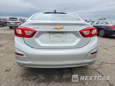 Zdjęcie 6 z 12 samochodu: 2017 CHEVROLET CRUZE LS VIN:1G1BC5SM9H7259756 - miniatura