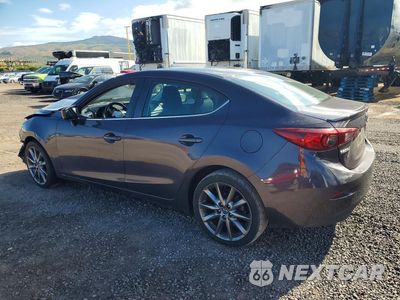 Drugie zdjęcie samochodu z przodu: 2018 MAZDA 3 TOURING VIN:3MZBN1V32JM204846 - miniatura