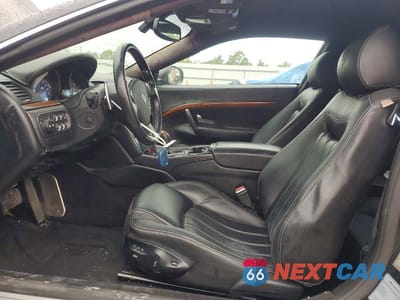 Zdjęcie 7 z 12 samochodu: 2008 MASERATI GRANTURISMO VIN:ZAMGJ45A580036973 - miniatura