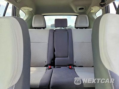 Zdjęcie 10 z 14 samochodu: 2015 TOYOTA RAV4 XLE VIN:JTMWFREV1FJ059420 - miniatura