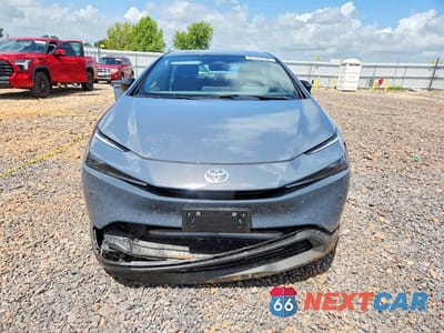Piąte zdjęcie samochodu w środku: 2026 TOYOTA PRIUS LE VIN:JTDACAAU7T3066342 - miniatura