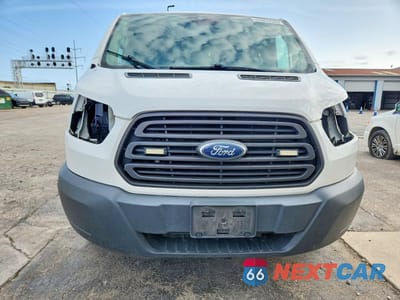 Piąte zdjęcie samochodu w środku: 2017 FORD TRANSIT T-150 VIN:1FTYE1ZMXHKB33493 - miniatura