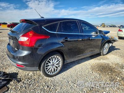 Trzecie zdjęcie samochodu z tyłu: 2012 FORD FOCUS SEL VIN:1FAHP3M23CL414510 - miniatura