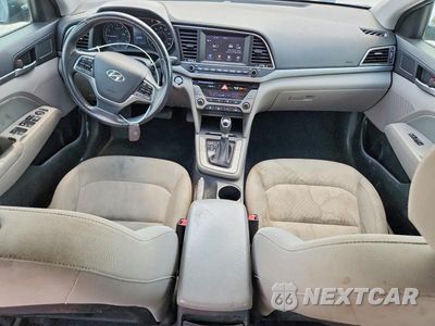 Zdjęcie 8 z 12 samochodu: 2018 HYUNDAI ELANTRA VALUE EDITION VIN:KMHD84LF4JU586113 - miniatura