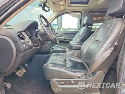 Zdjęcie 7 z 13 samochodu: 2008 CHEVROLET TAHOE K1500 VIN:1GNFK13028R119575 - miniatura