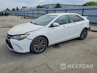 2016 TOYOTA CAMRY SE 4T1BF1FK0GU251976 - główne zdjęcie licytacji z USA - miniatura