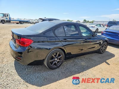 Trzecie zdjęcie samochodu z tyłu: 2016 BMW 320 I VIN:WBA8A9C54GK618557 - miniatura