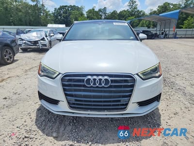 Piąte zdjęcie samochodu w środku: 2016 AUDI A3 PREMIUM VIN:WAUA7GFF3G1117531 - miniatura