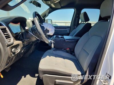 Zdjęcie 7 z 13 samochodu: 2022 RAM 1500 VIN:1C6RRFBG4NN374557 - miniatura
