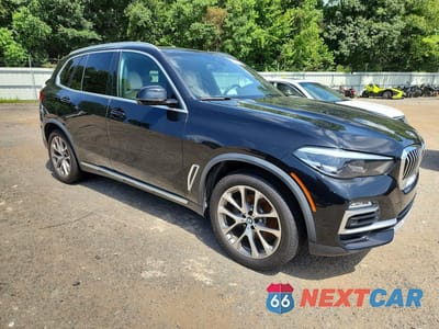 Czwarte zdjęcie samochodu z boku: 2021 BMW X5 SDRIVE 40I VIN:5UXCR4C05M9F51145 - miniatura