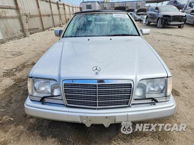 Piąte zdjęcie samochodu w środku: 1995 MERCEDES-BENZ E 320 VIN:WDBEA66E7SC185995 - miniatura