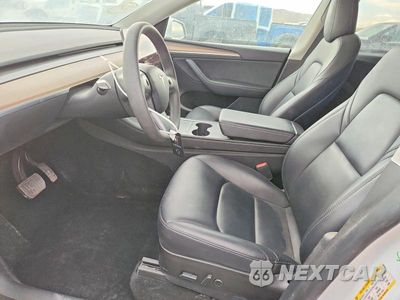 Zdjęcie 7 z 13 samochodu: 2023 TESLA MODEL Y VIN:7SAYGDEE1PF605427 - miniatura