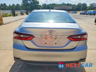 Zdjęcie 6 z 12 samochodu: 2023 TOYOTA CAMRY LE VIN:4T1C11AK0PU775137 - miniatura