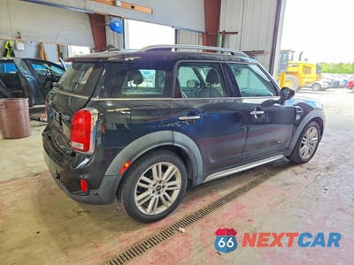 Trzecie zdjęcie samochodu z tyłu: 2020 MINI COOPER COUNTRYMAN ALL4 VIN:WMZYW5C06L3L15219 - miniatura