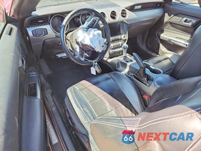 Zdjęcie 8 z 12 samochodu: 2021 FORD MUSTANG VIN:1FA6P8TH7M5126246 - miniatura