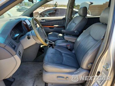 Zdjęcie 7 z 14 samochodu: 2004 TOYOTA SIENNA XLE 7 PASSENGER VIN:5TDZA22C64S131007 - miniatura