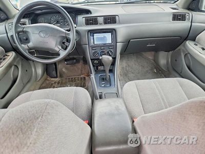 Zdjęcie 8 z 12 samochodu: 2001 TOYOTA CAMRY LE V6 VIN:4T1BF22K11U127055 - miniatura