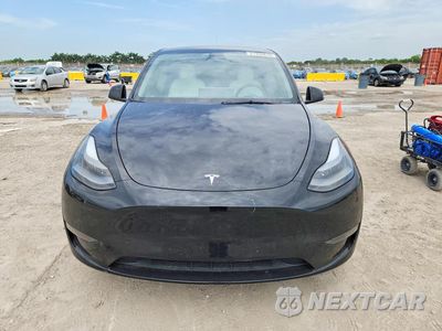 Piąte zdjęcie samochodu w środku: 2024 TESLA MODEL Y VIN:7SAYGDED5RF088143 - miniatura
