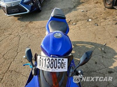 Zdjęcie 9 z 18 samochodu: 2000 YAMAHA YZFR6 L VIN:JYARJ04E6YA009958 - miniatura
