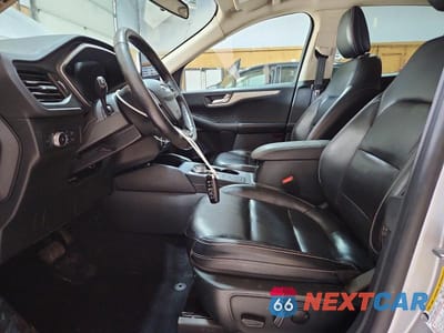 Zdjęcie 7 z 13 samochodu: 2020 FORD ESCAPE SEL VIN:1FMCU9H60LUA30008 - miniatura