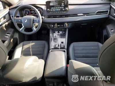 Zdjęcie 8 z 12 samochodu: 2024 MITSUBISHI OUTLANDER SE VIN:JA4J4VA85RZ018801 - miniatura