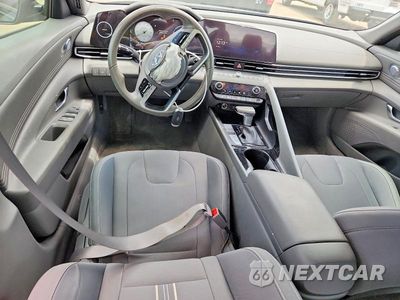 Zdjęcie 8 z 12 samochodu: 2023 HYUNDAI ELANTRA SEL VIN:5NPLS4AG9PH115395 - miniatura