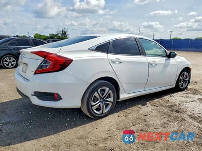 Trzecie zdjęcie samochodu z tyłu: 2018 HONDA CIVIC LX VIN:2HGFC2F59JH575518 - miniatura