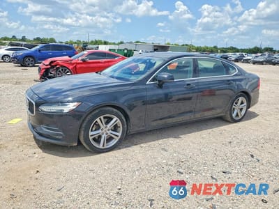 2018 VOLVO S90 T5 MOMENTUM LVY982AK5JP007362 - główne zdjęcie licytacji z USA - miniatura