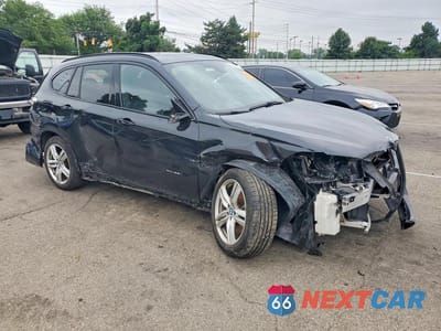 Czwarte zdjęcie samochodu z boku: 2017 BMW X1 XDRIVE28I VIN:WBXHT3C38H5F82127 - miniatura