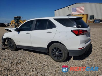 Drugie zdjęcie samochodu z przodu: 2022 CHEVROLET EQUINOX LS VIN:3GNAXHEV4NS163583 - miniatura