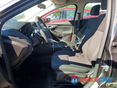 Zdjęcie 7 z 12 samochodu: 2017 FORD FOCUS SE VIN:1FADP3F28HL250576 - miniatura