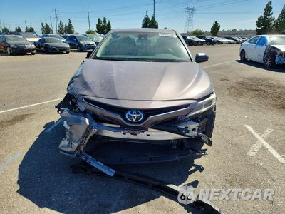 Piąte zdjęcie samochodu w środku: 2018 TOYOTA CAMRY SE VIN:4T1B11HK6JU508125 - miniatura