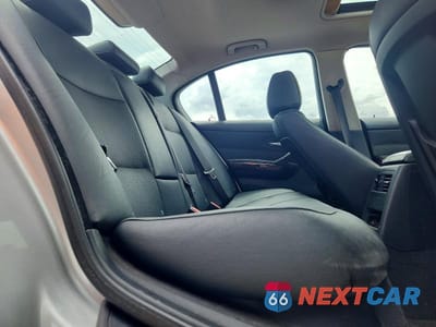 Zdjęcie 10 z 12 samochodu: 2008 BMW 328 I SULEV VIN:WBAVC53548FZ84213 - miniatura