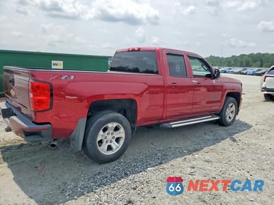 Trzecie zdjęcie samochodu z tyłu: 2018 CHEVROLET SILVERADO K1500 LT VIN:1GCVKREC5JZ380120 - miniatura