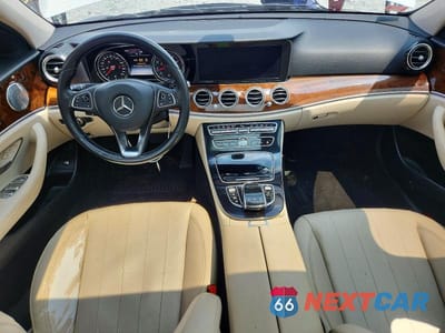 Zdjęcie 8 z 12 samochodu: 2017 MERCEDES-BENZ E 300 VIN:WDDZF4JB5HA074376 - miniatura