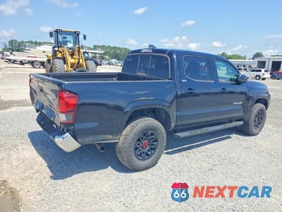 Trzecie zdjęcie samochodu z tyłu: 2022 TOYOTA TACOMA SR5 VIN:3TYAX5GN8NT051334 - miniatura