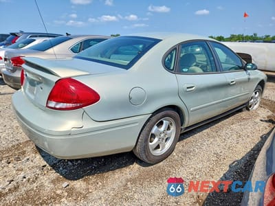 Trzecie zdjęcie samochodu z tyłu: 2005 FORD TAURUS SE VIN:1FAFP53295A204318 - miniatura