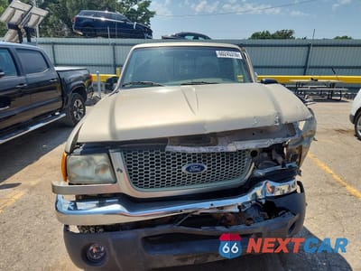 Piąte zdjęcie samochodu w środku: 2002 FORD RANGER SUPER CAB VIN:1FTZR45E62PA63784 - miniatura