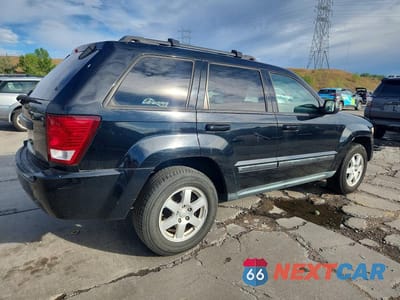 Trzecie zdjęcie samochodu z tyłu: 2008 JEEP GRAND CHEROKEE LAREDO VIN:1J8GR48K38C103255 - miniatura