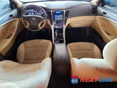 Zdjęcie 8 z 12 samochodu: 2013 HYUNDAI SONATA GLS VIN:5NPEB4AC6DH520776 - miniatura