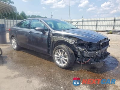 Czwarte zdjęcie samochodu z boku: 2020 FORD FUSION SE VIN:3FA6P0HD5LR150175 - miniatura