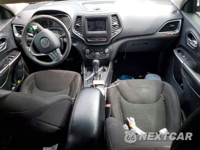 Zdjęcie 8 z 13 samochodu: 2019 JEEP CHEROKEE LATITUDE VIN:1C4PJLCBXKD325860 - miniatura