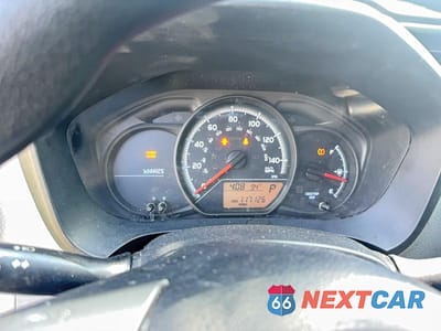 Zdjęcie 8 z 13 samochodu: 2016 TOYOTA YARIS 5-DOOR LE VIN:VNKKTUD35GA071024 - miniatura