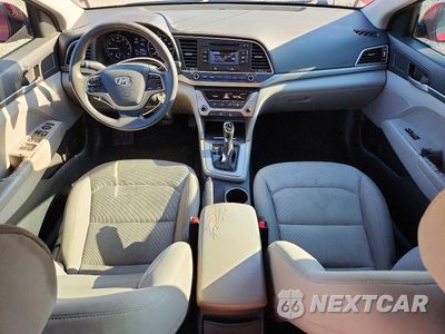 Zdjęcie 8 z 12 samochodu: 2017 HYUNDAI ELANTRA SE VIN:KMHD74LF8HU409402 - miniatura