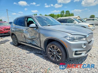 Czwarte zdjęcie samochodu z boku: 2017 BMW X5 SDRIVE35I VIN:5UXKR2C31H0U24295 - miniatura