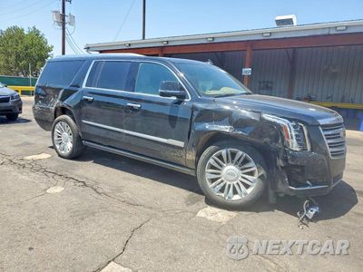 Czwarte zdjęcie samochodu z boku: 2020 CADILLAC ESCALADE ESV PLATINUM VIN:1GYS4KKJ1LR155052 - miniatura