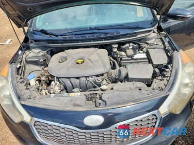 Zdjęcie 11 z 12 samochodu: 2014 KIA FORTE LX VIN:KNAFX4A65E5097560 - miniatura