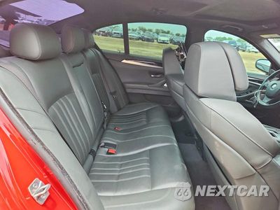 Zdjęcie 10 z 13 samochodu: 2013 BMW M5 VIN:WBSFV9C59DC773134 - miniatura